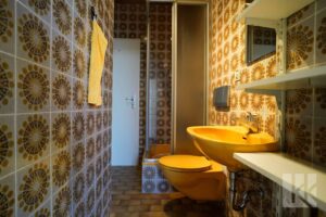 Badezimmer mit Dusche
