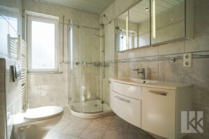 Gästebad mit Dusche