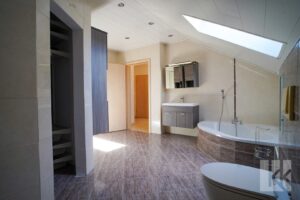 Badezimmer OG mit Whirlpool