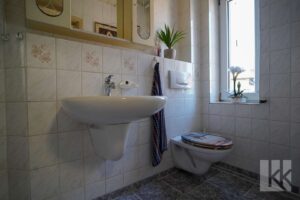 Badezimmer EG