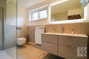 Badezimmer im OG