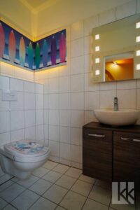 mit Gäste-WC.