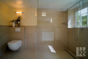 WE vorne Badezimmer