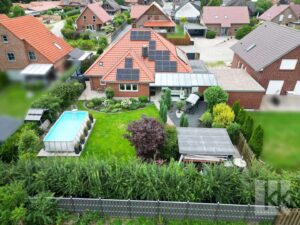 Die uneinsehbare Liegenschaft aus der Luft