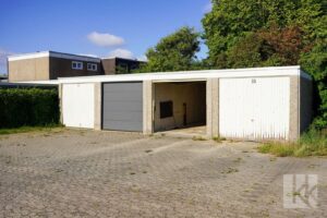 Dazugehörige Eigentumsgarage