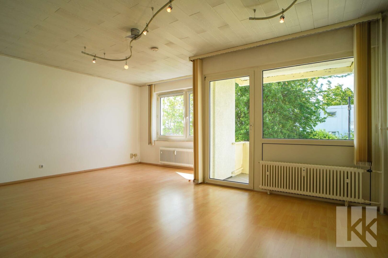 Wohn- und Esszimmer im Grünen