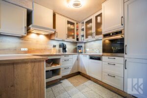 Gepflegte Küche mit...