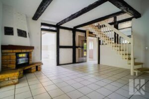 WE hinten Kaminzimmer