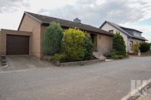 Hausansicht von vorne