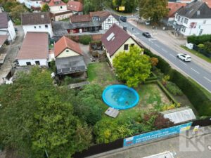 Großzügiger Garten mit...