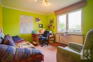 ...komplettieren das Erdgeschoss