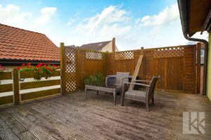 ...riesigen Terrasse