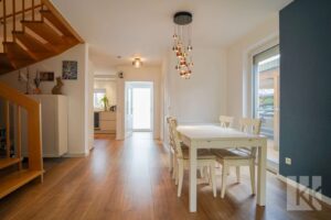 ...Essbereich mit offener...