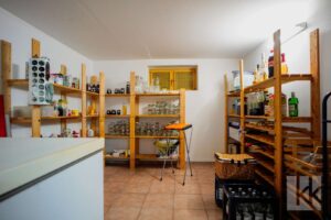 ...Platz für Vorräte, ...