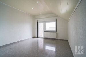 ...Zimmer Nummer 2 mit Zugang zu...