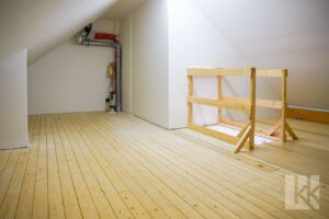 Praktischer Dachboden (Zugang direkt aus der Wohnung)