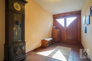 Großzügiges Entree mit Platz für Garderobe