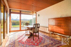 Das Herzstück: Der zentrale Essbereich