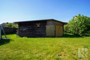 praktisches und geräumiges Nebengebäude