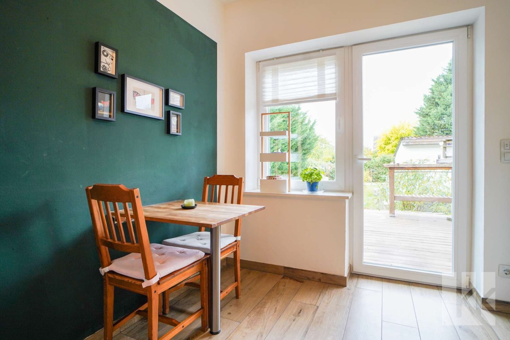 ...gemütlicher Frühstücksecke