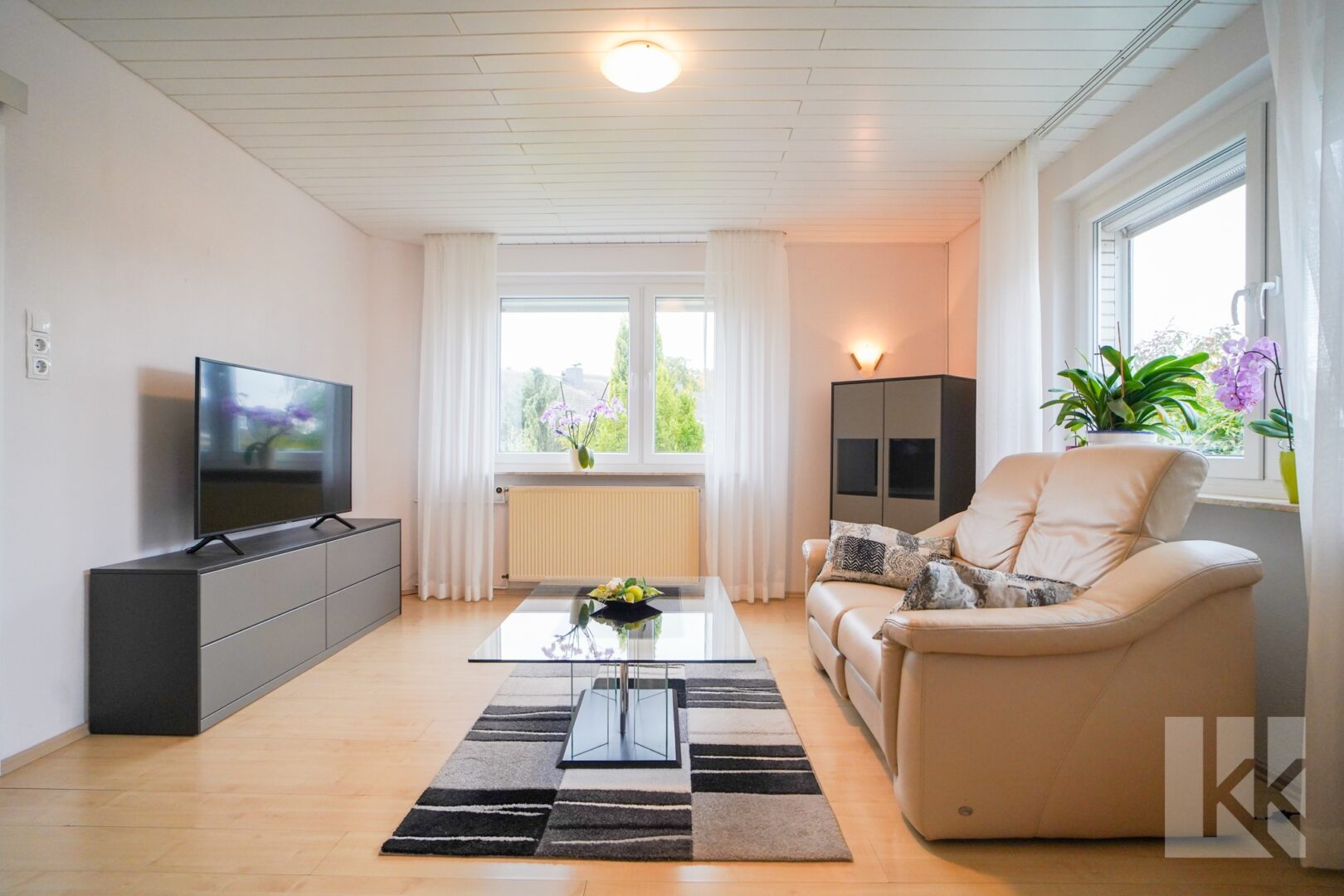 Großzügiges Wohn- und...