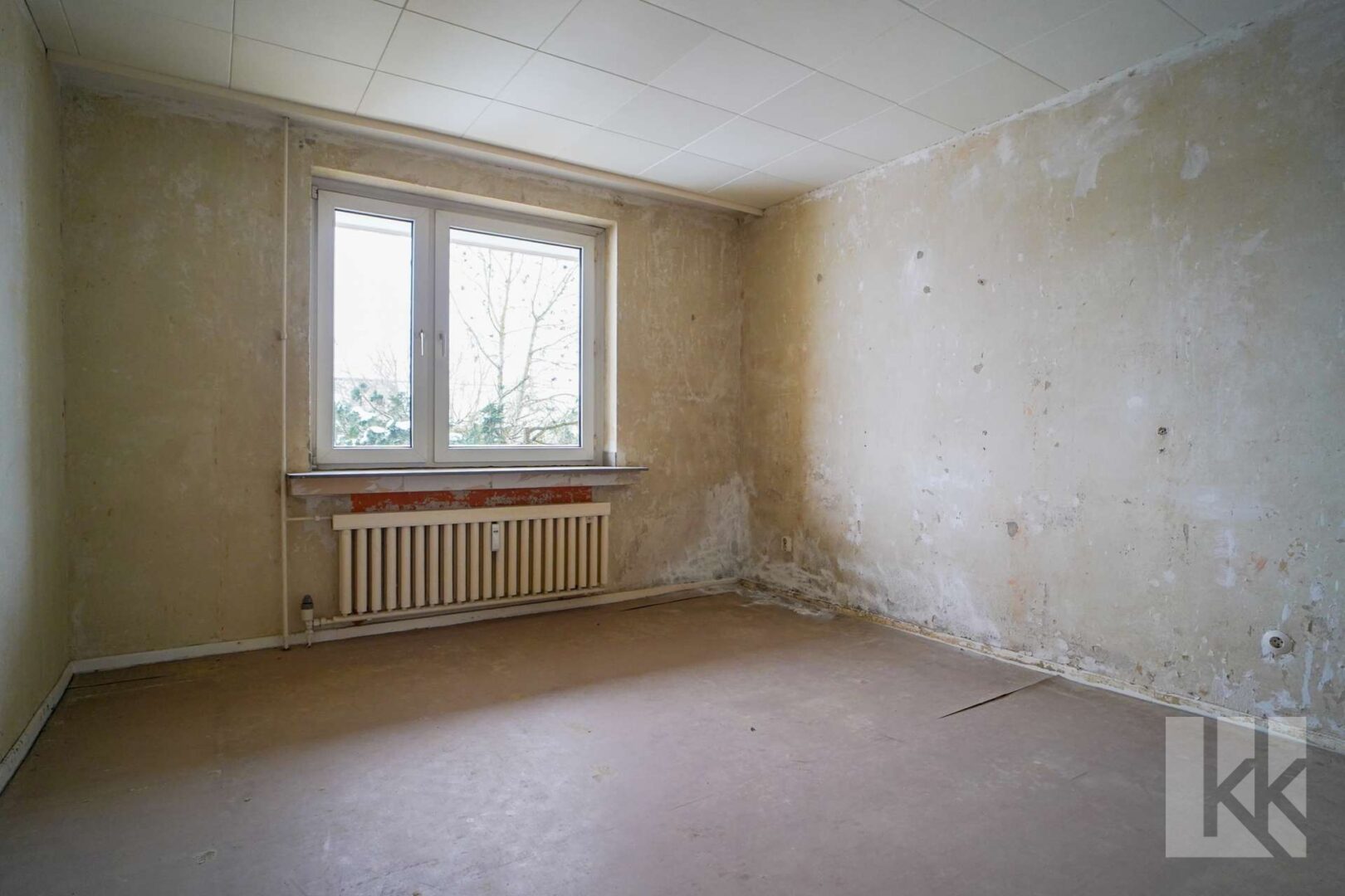 Elternschlafzimmer mit Platz für Schränke