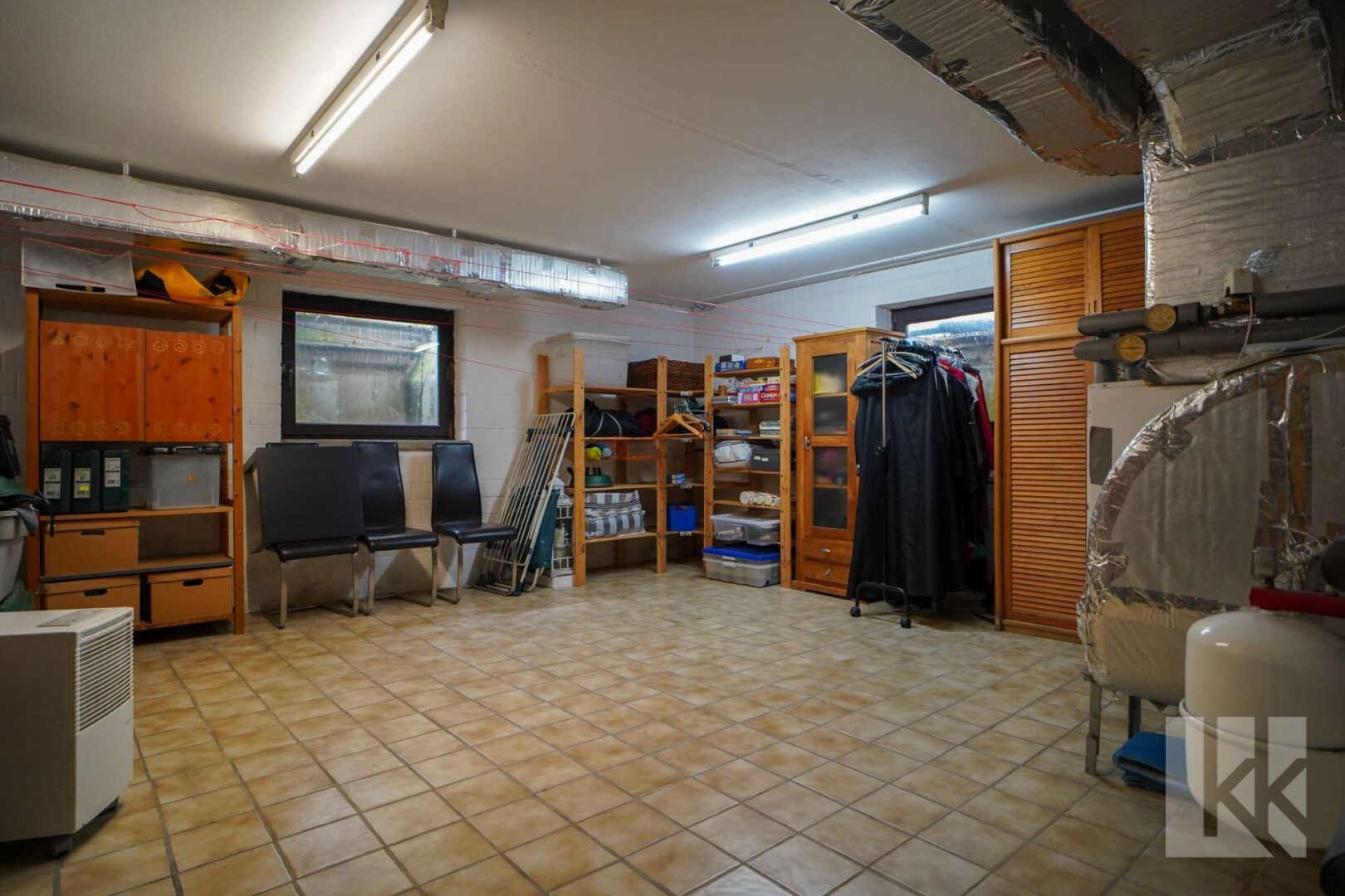 Technik und Lagerraum im Keller