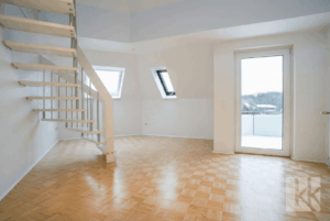 Das Herzstück der Wohnung: Der Wohn- & Essbereich mit...