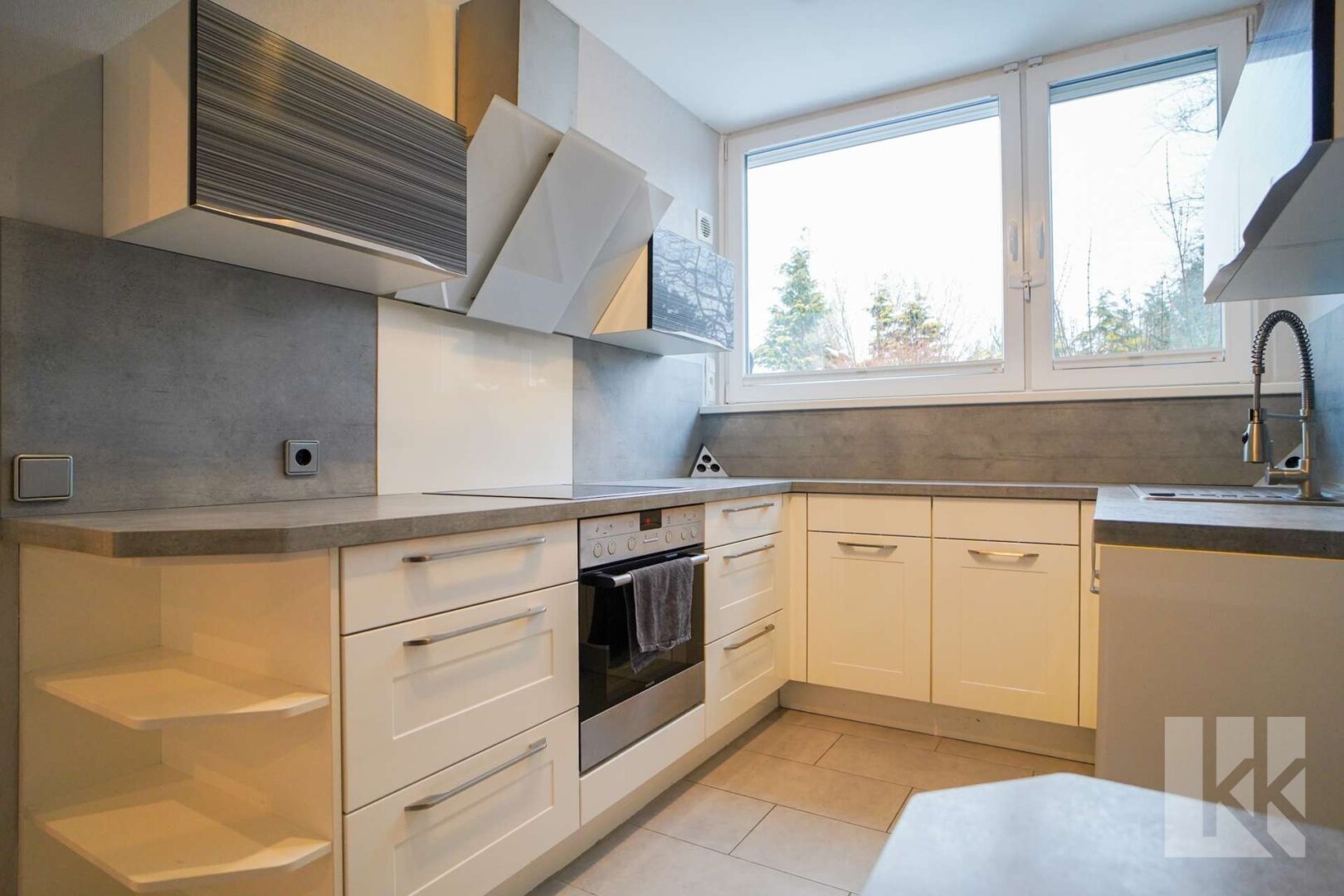 Moderne Küche mit...