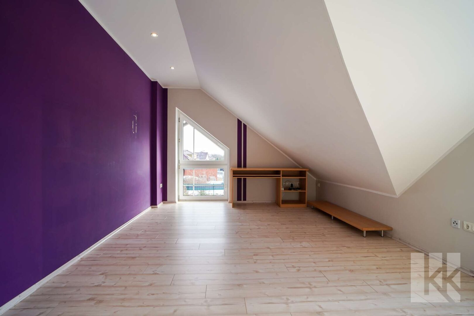 ...Kinderzimmer sowie ein...