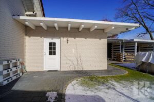 ...Zugang vom Garten