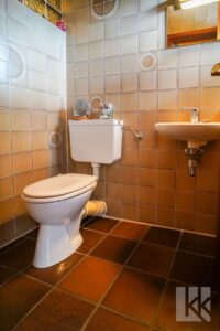 Praktisch: Das Gäste-WC im Eingangsbereich