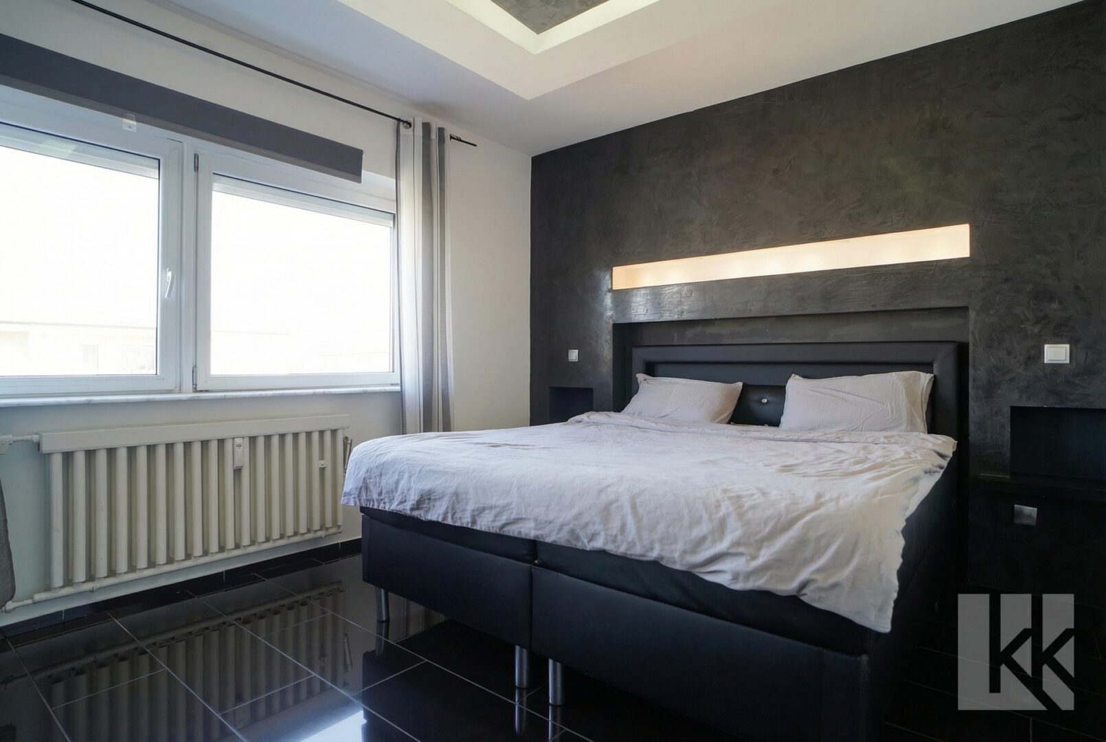 Großes Schlafzimmer