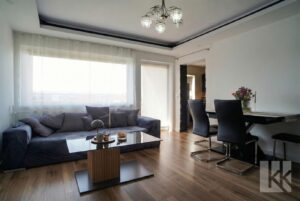 Großzügiges, helles Wohn- und...