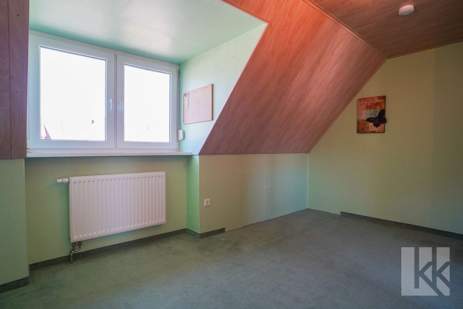 Schlaf- oder Kinderzimmer mit...