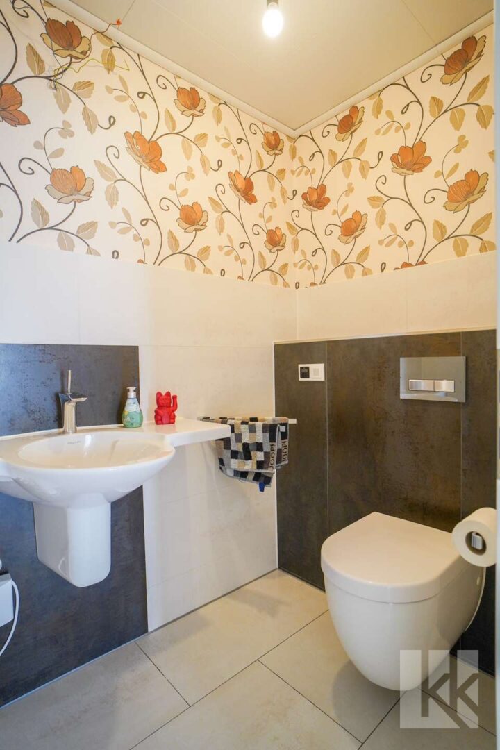 Das Gäste-WC im Eingangsbereich