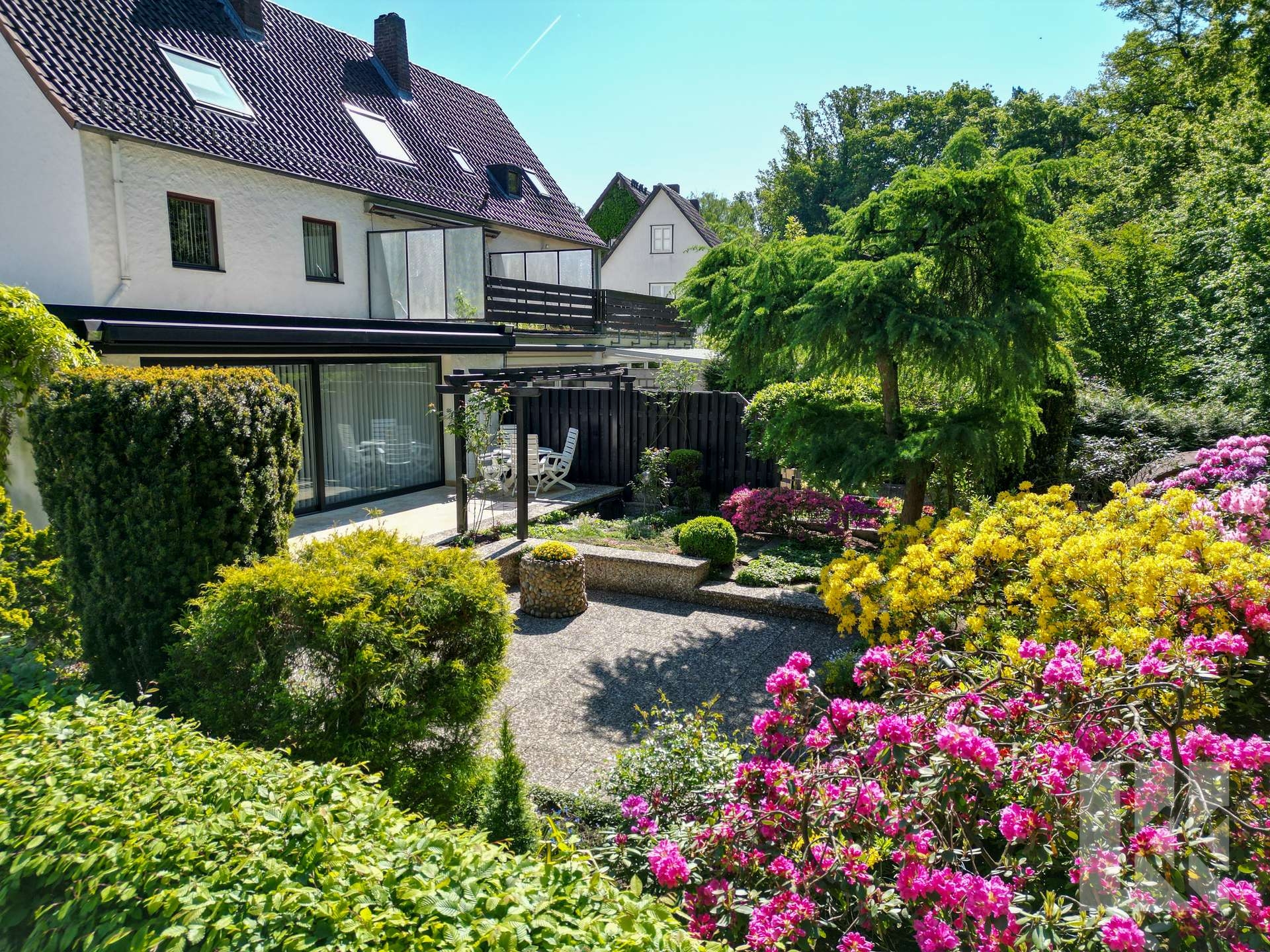 Liebevoll gepflegter Garten...