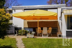 Große Terrasse mit...