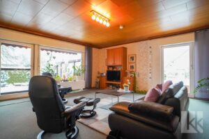 mit lichtdurchflutetem Ambiente im Wohnbereich…