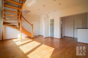 Offener Eingangsbereich mit...