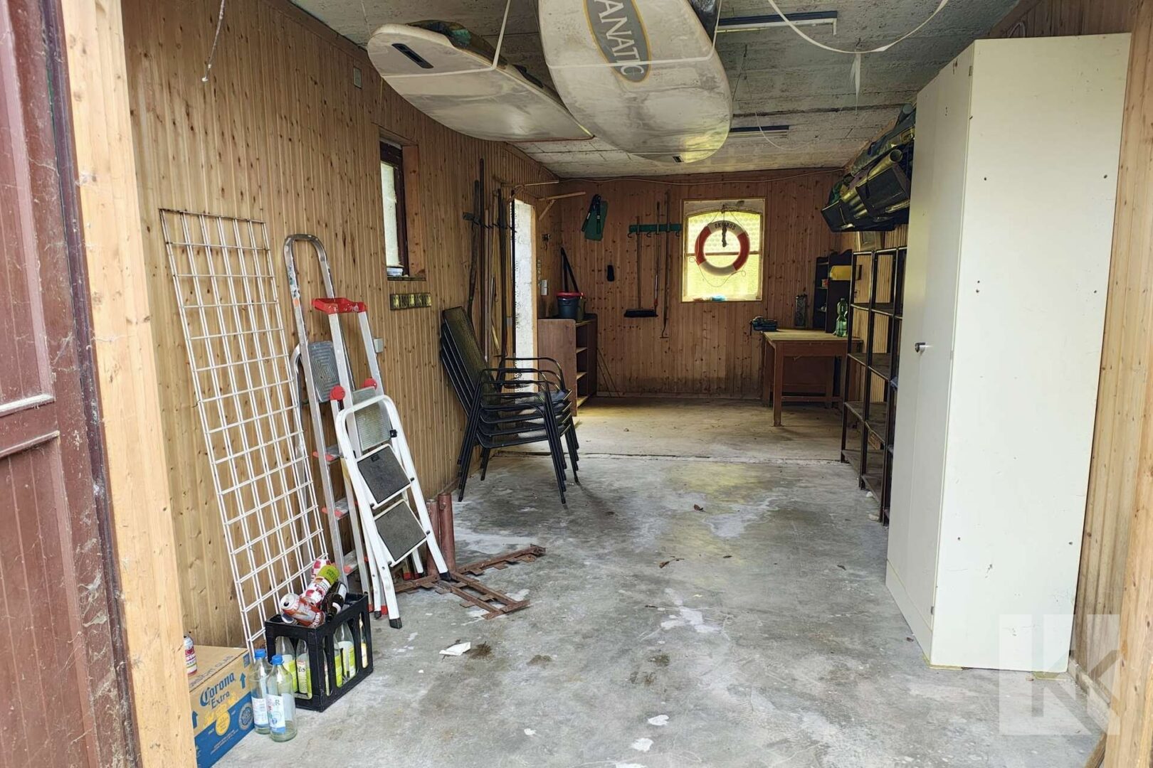 ...für Gartengeräte in dem dahinterliegenden Schuppen