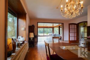 Das restliche Erdgeschoss offen gestaltet mit...