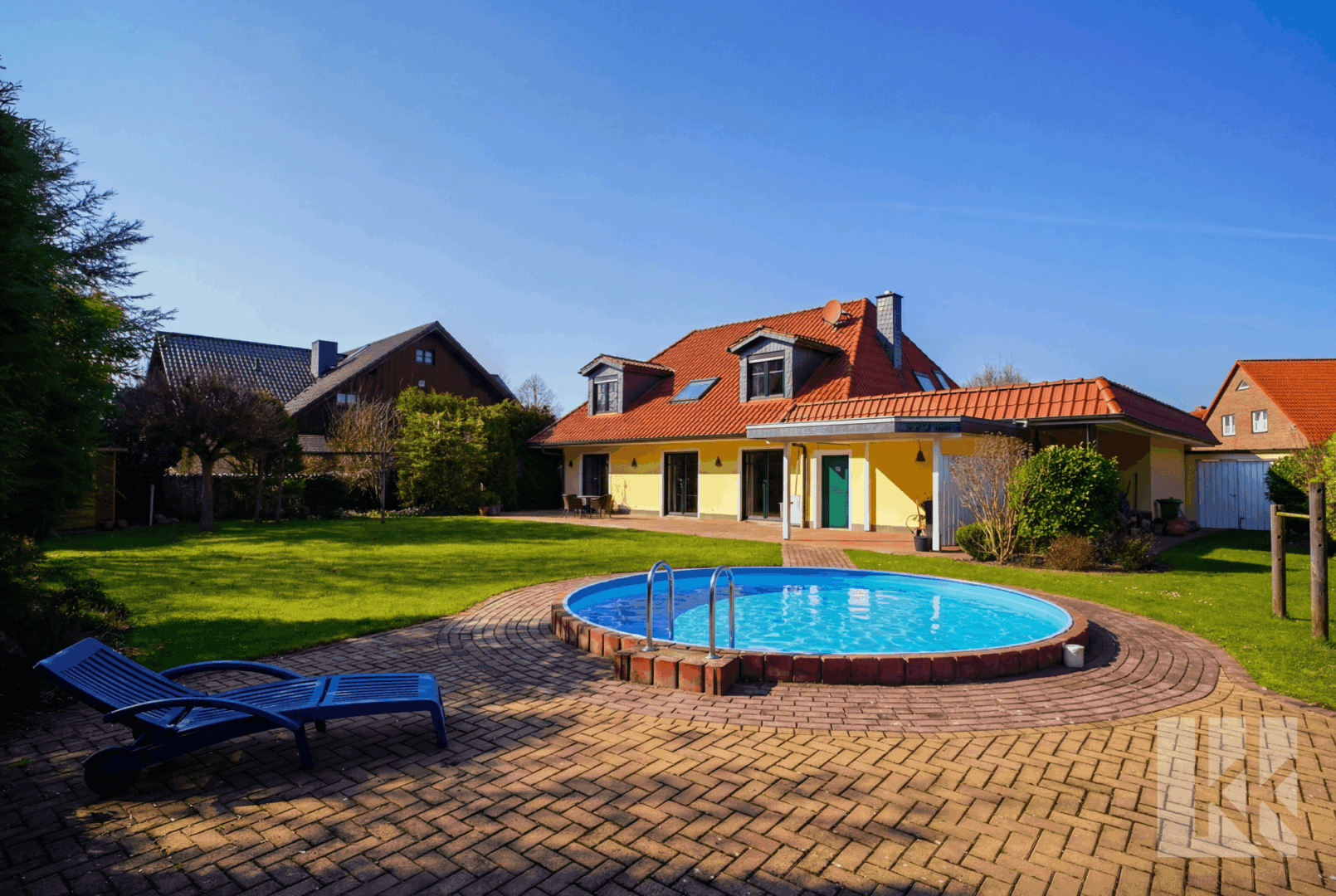 ...der idyllische, gepflegte Garten