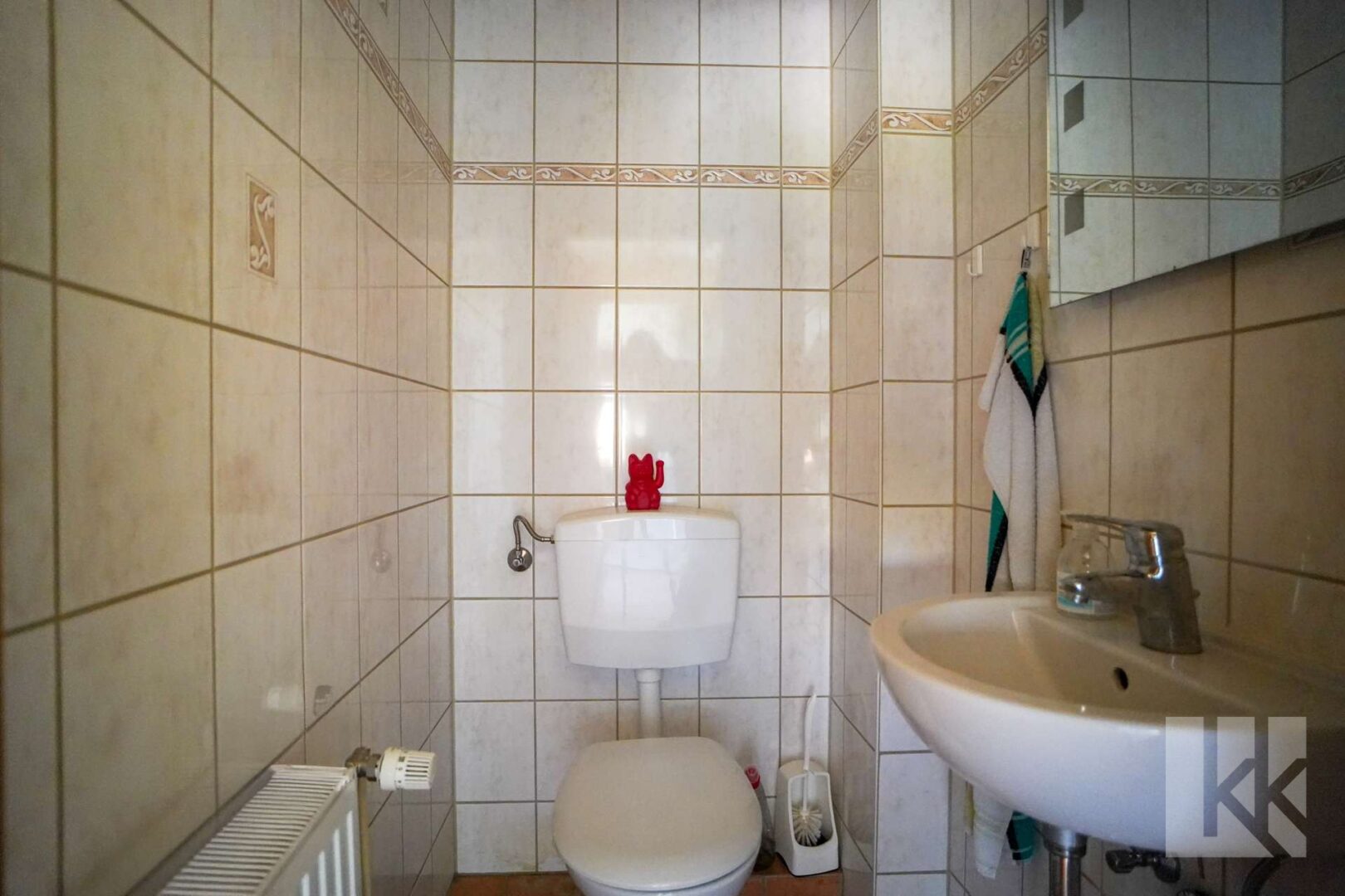 Praktisches Gäste-WC im Erdgeschoss