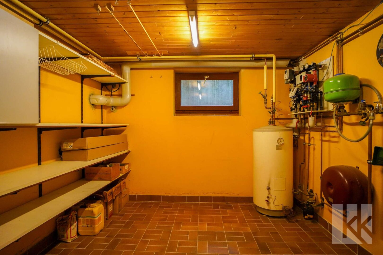 ...Platz für Technik und...