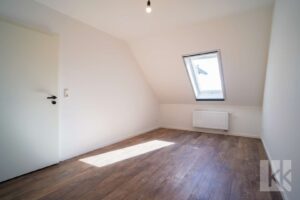 Ein weiteres Schlaf-, Kinder-, Arbeits- oder Gästezimmer