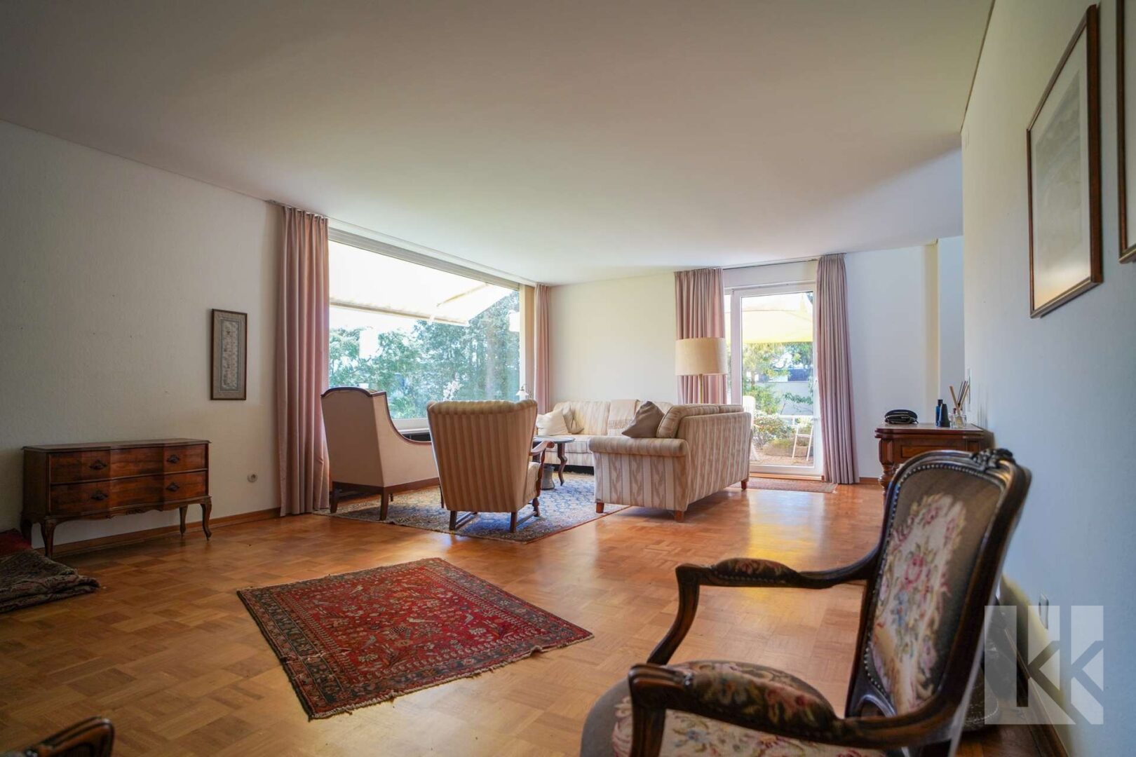 ...Wohnzimmer mit...