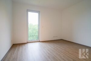 Ein weiteres Schlaf- oder Arbeitszimmer