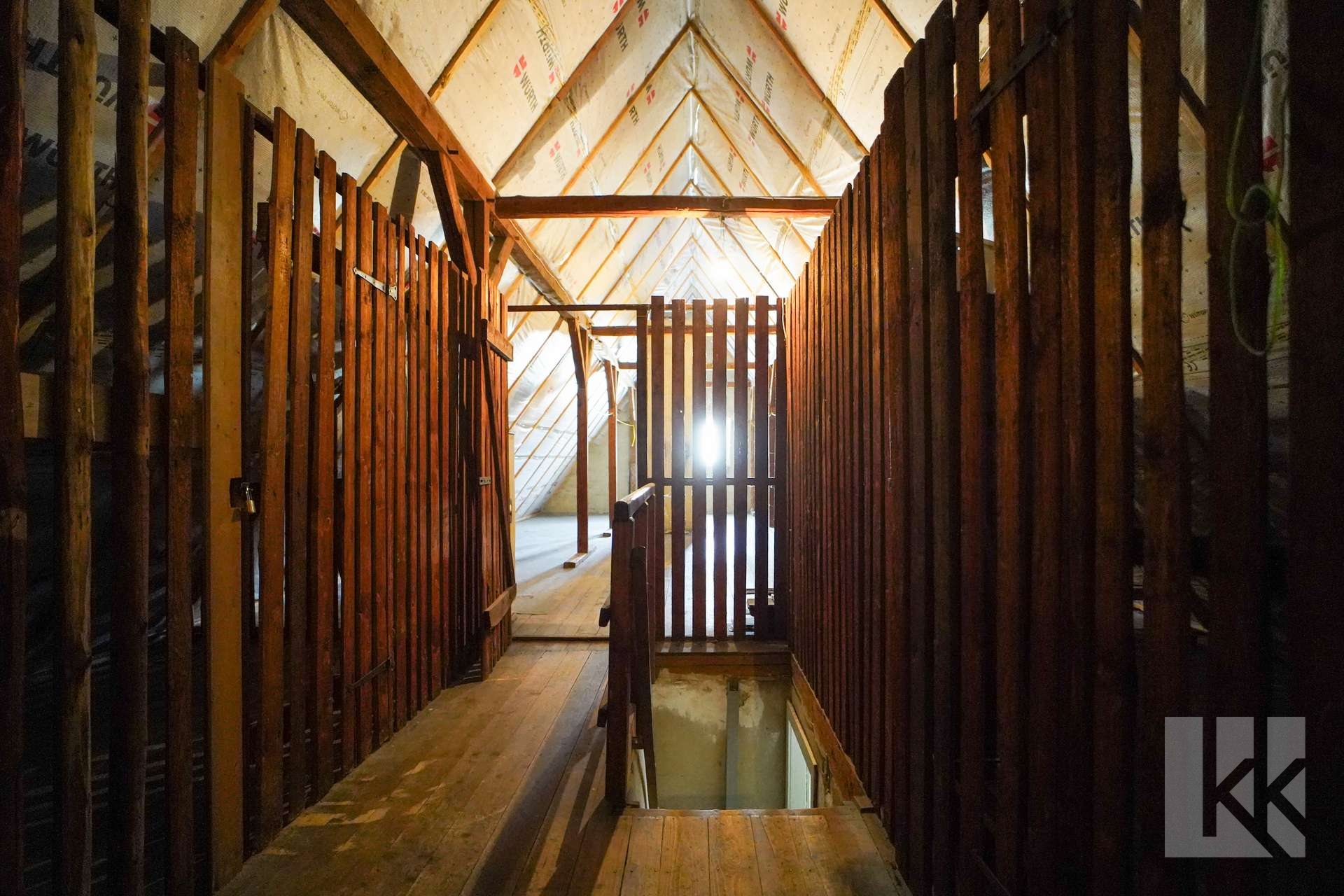 Private Lagerfläche im Keller und auf dem Dachboden