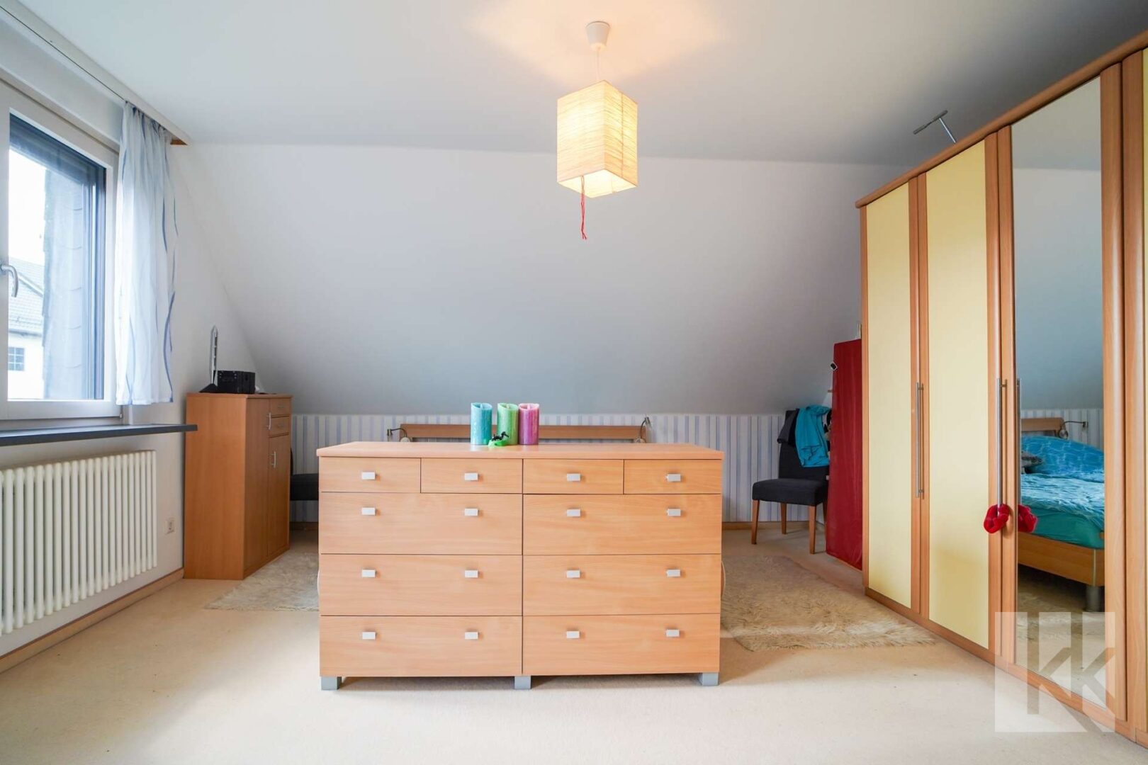 Zimmer 1/4, aktuell das Elternschlafzimmer mit...